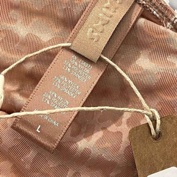 Skims Top WMNS L Velvet Logo Glove Scoop Stretch Sexy Sold Out New - Picture 5 of 13